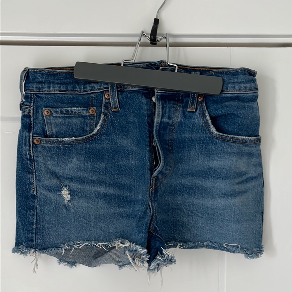 Denim Blue Levi’s 501 Women's Shorts size 27